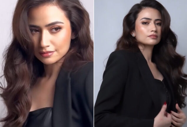 Sana Javed looks alluring in sexy black Corset