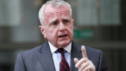 US diplomat: “What’s it like to negotiate with Putin?”