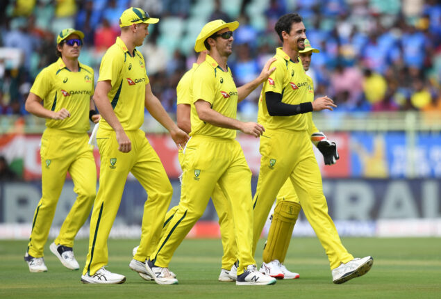 Mitchell Starc & Mitchell Marsh helps Australia to demolish India