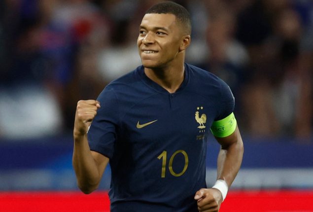 PSG optimistic about Mbappe contract renewal