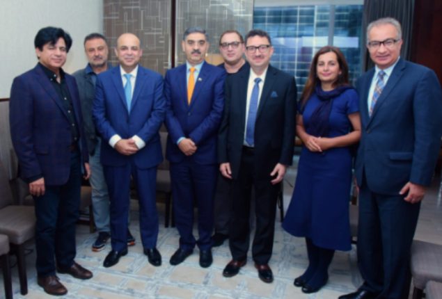 PM urges APPNA to invest in Pakistan’s health tourism, paramedical training