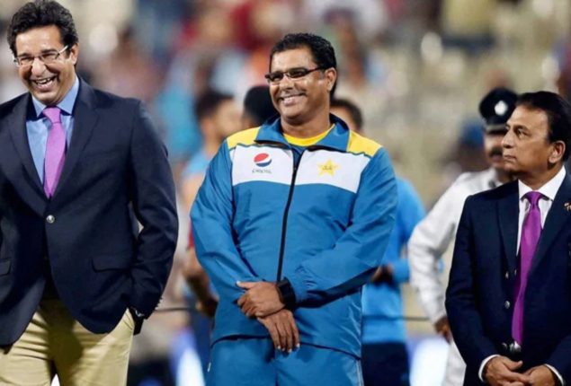 Gavaskar tells Pakistani, Australian experts to mind their business