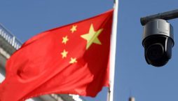 China raises limits on bankers