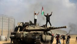 Israel moves tanks into Gaza