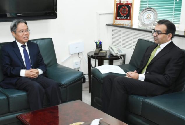Chinese ambassador calls on caretaker minister for energy