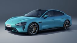 Xiaomi Enters Electric Vehicle Market with SU7 Launch