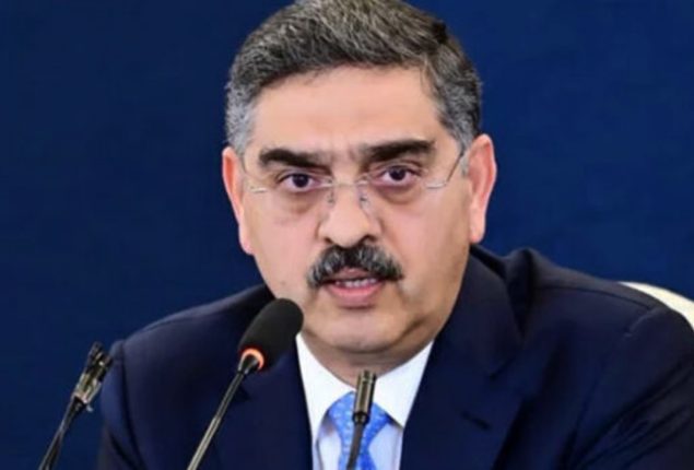 PM pledges to make Pakistan prosperous in year 2024