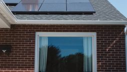 Govt Considers Decreasing Tariff for Solar Net Metering