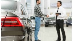 Lahore residents can now register vehicles through a mobile service