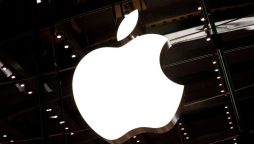 iPhone Flip being scrapped? Analysts say yes, but not all is lost