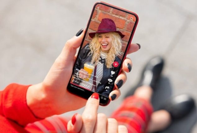 LinkedIn testing TikTok like short-form videos in vertical feed