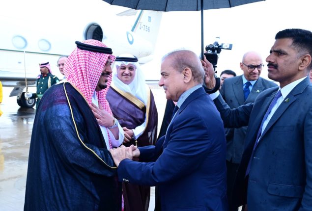 PM departs for Pakistan as WEF meeting in KSA concludes