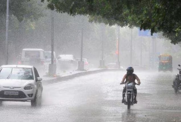 Lahore and parts of Punjab bracing for rainfall ,hailstorm over the weekend