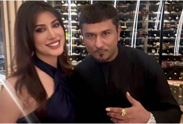 Indian Rapper Honey Singh Sings Song For Mehwish Hayat