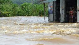 Monsoon floods claim 14 lives in Sri Lanka, school shutdown