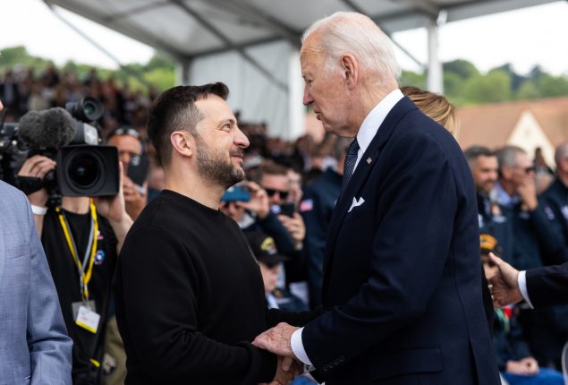 Biden apologizes to Zelensky for delay in weapon shipments
