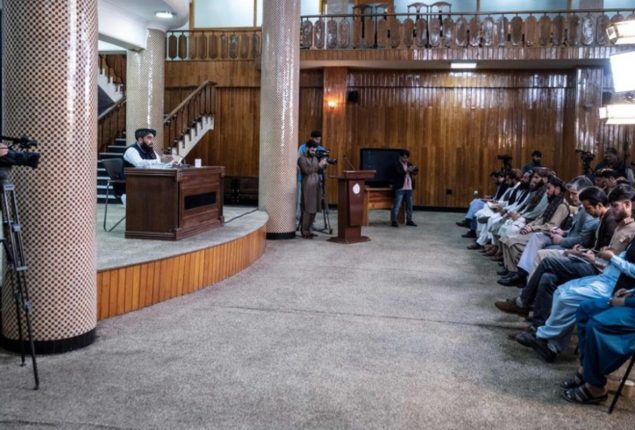 Afghan government reports Taliban discussed prisoner exchange with US