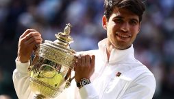 Alcaraz stuns Djokovic to retain Wimbledon title