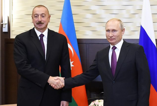 Putin steps in to mediate Azerbaijan-Armenia conflict during Baku visit