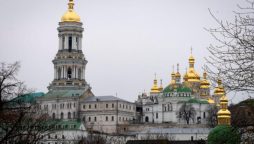 Ukraine parliament votes to ban Russia-linked Orthodox Church