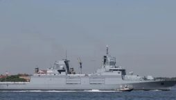 German warships Sail through sensitive Taiwan Strait