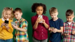 Australia passes social media ban for children under 16