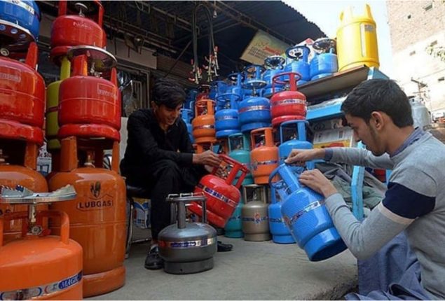 OGRA reduces LPG prices, bringing relief to households