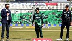 New Zealand opts to bat first against Pakistan in tri-nation ODI series