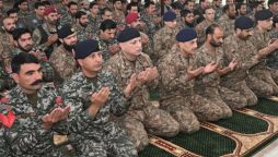 COAS celebrates Eid-ul-Fitr with troops in Wana and Chehkan