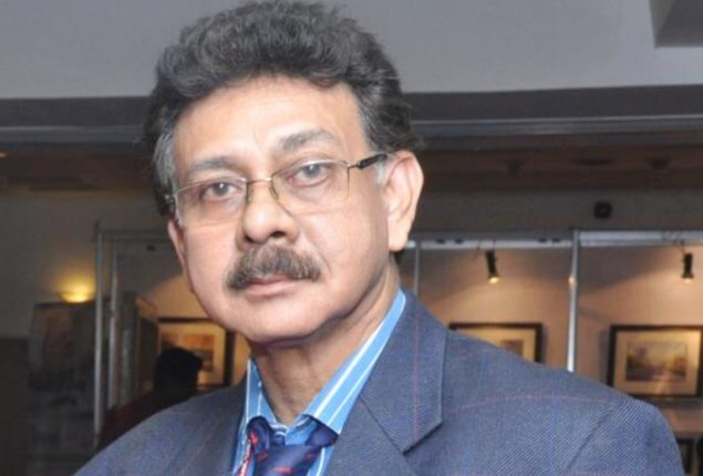 Dr Qaiser Sajjad honored lifetime achievement award