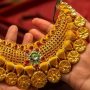Gold price surge by Rs 3500 per tola in Pakistan