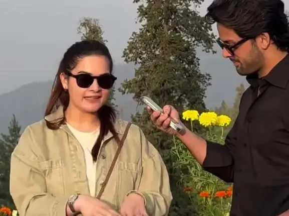 Minal Khan nails the ‘Outfit Cost’ trend with funny twist