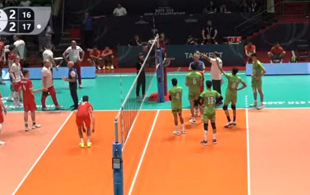 Pakistan U19 Out after controversial referee call