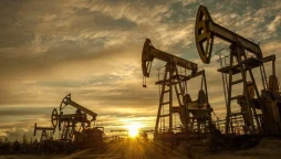 Oil prices dip amid trade tensions and growing U.S. inventories