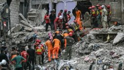 Death toll hits 26 in Liyari building collapse, rescue operations still ongoing