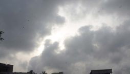 Light rain expected in Karachi amid humid conditions