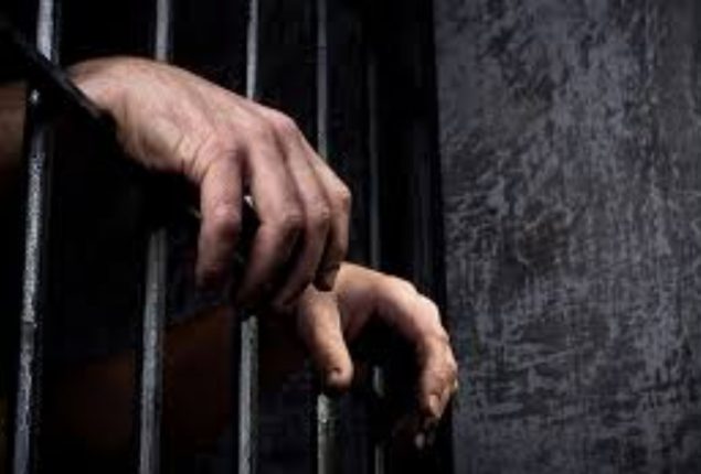 FIA arrests 12 men trying to travel abroad