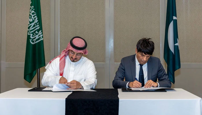 Pakistan and Saudi Arabia sign Football cooperation agreement