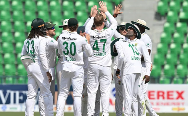 Pakistan’s top order falls again as South Africa leads by 71