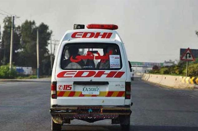 One killed, three seriously injured in high-speed accident in Karachi