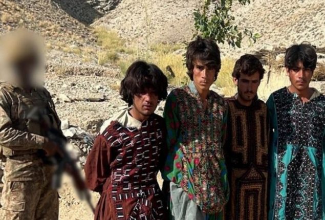 Khuzdar Operation: Four Terrorists caught wearing women’s clothes to flee