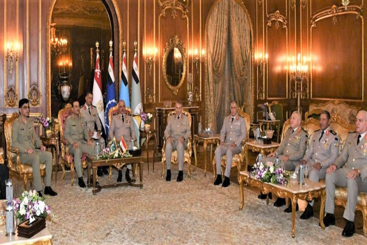 Field Marshal receives Grand welcom in Egypt & Presented Guard of Honor