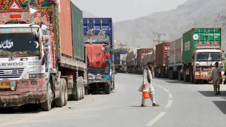 Pak-Afghan trade routes likely to reopen soon, stranded trucks begin returning