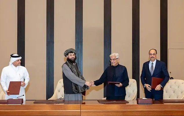 Pakistan and Afghanistan extend ceasefire for another week after talks in Turkiye