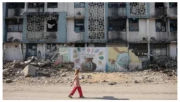 UN warns Gaza aid delivery still too slow as US eyes peace plan vote.